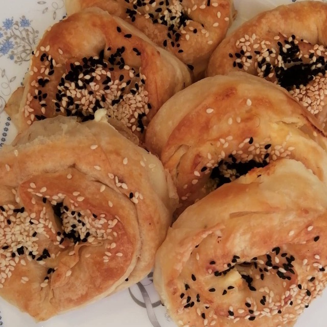 Gül böreği